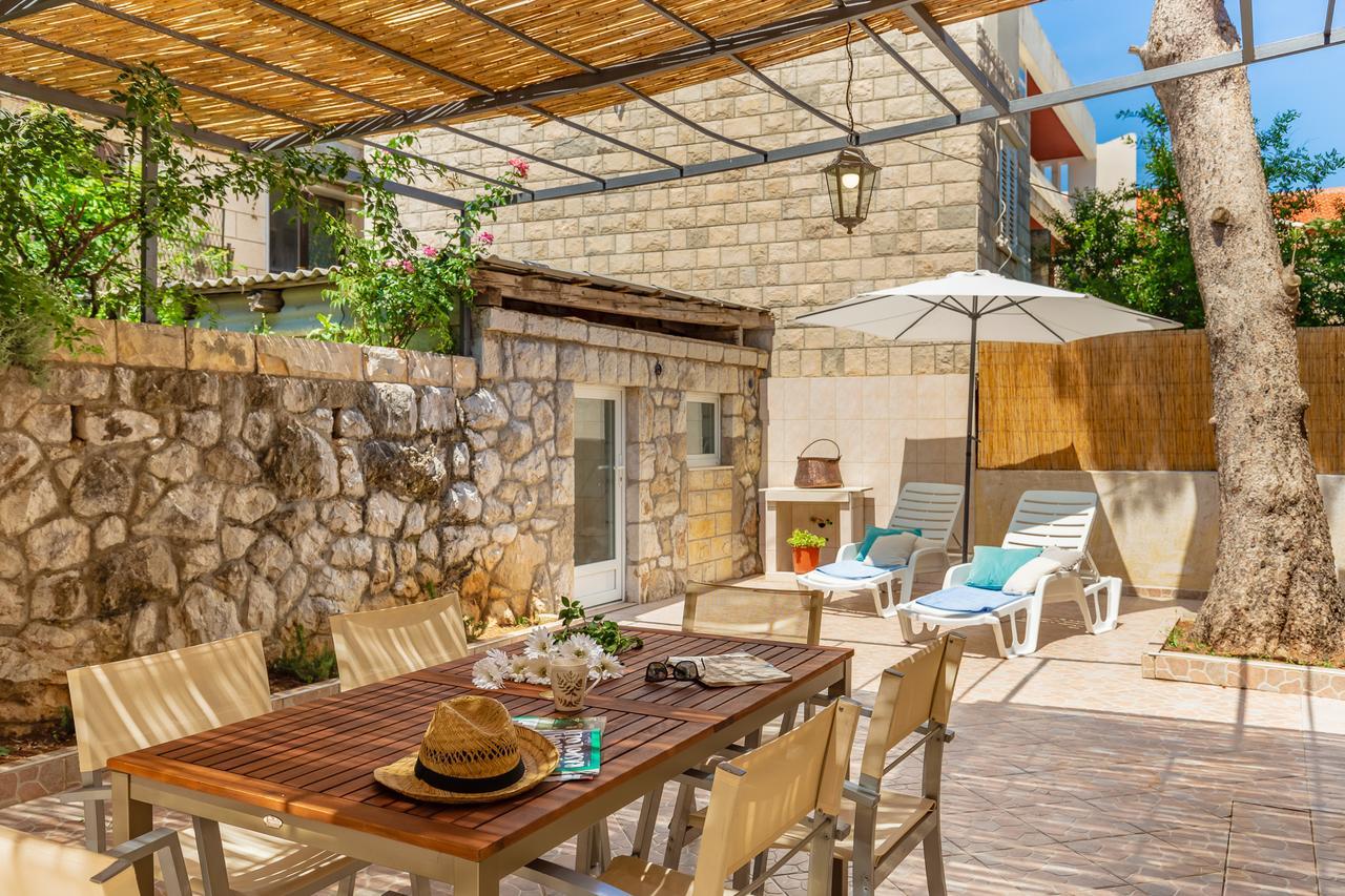 Downtown Serenity House دوبروفينك المظهر الخارجي الصورة