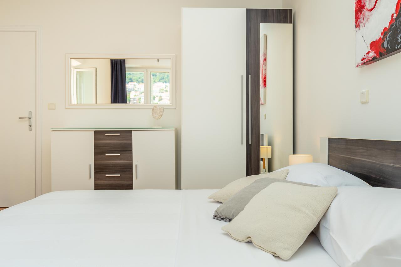 Downtown Serenity House دوبروفينك المظهر الخارجي الصورة